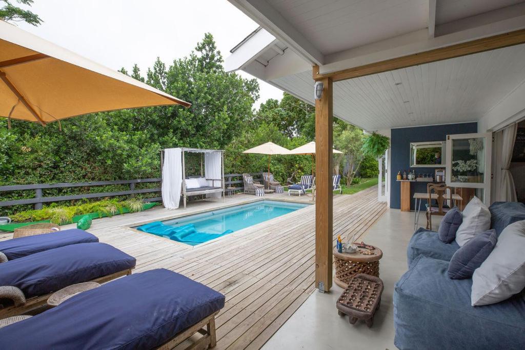 Long Story Guest House Plettenberg Bay Bagian luar foto